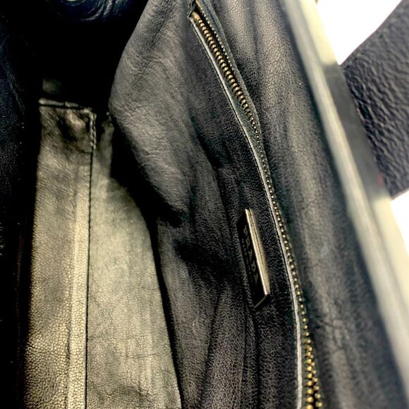 Auth PRADA Black Vitello Leather Speedy Boston Doctor Fibbia Bag Preloved - Picture 10 of 10